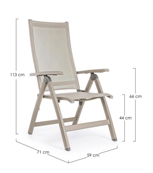 La poltrona VICTOR è realizzata con struttura in alluminio verniciato a polvere (poliestere), progettata per assicurare durabili