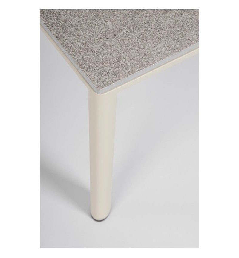 Tavolino GERALD 90×90 BIZZOTTO in pietra sinterizzata