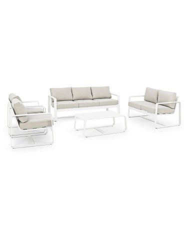 The MERRIGAN coffee table is crafted with a powder-coated aluminium (polyester) frame, a lightweight and resistant m