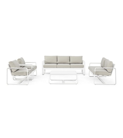 The MERRIGAN coffee table is crafted with a powder-coated aluminium (polyester) frame, a lightweight and resistant m
